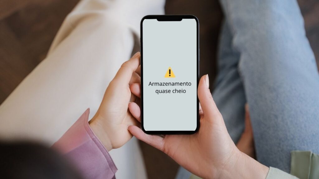 Mensagem qu indica que é necessário liberar espaço no celular